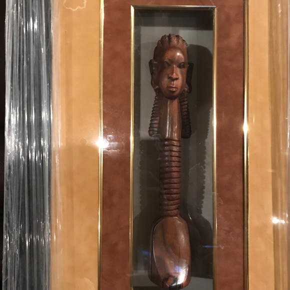 Black Arts with exclusive classic frames - Picture 4 of 6